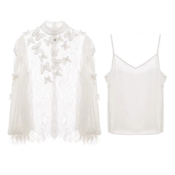 Beautiful Butterfly Sewed Blouse - Picture 2 of 5